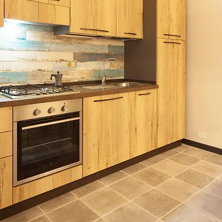 Uno Apartment